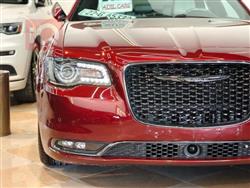 كرايسلر 300